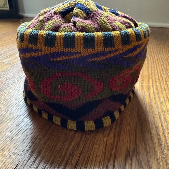 Multicolor Patterned Hat - Picture 5 of 5